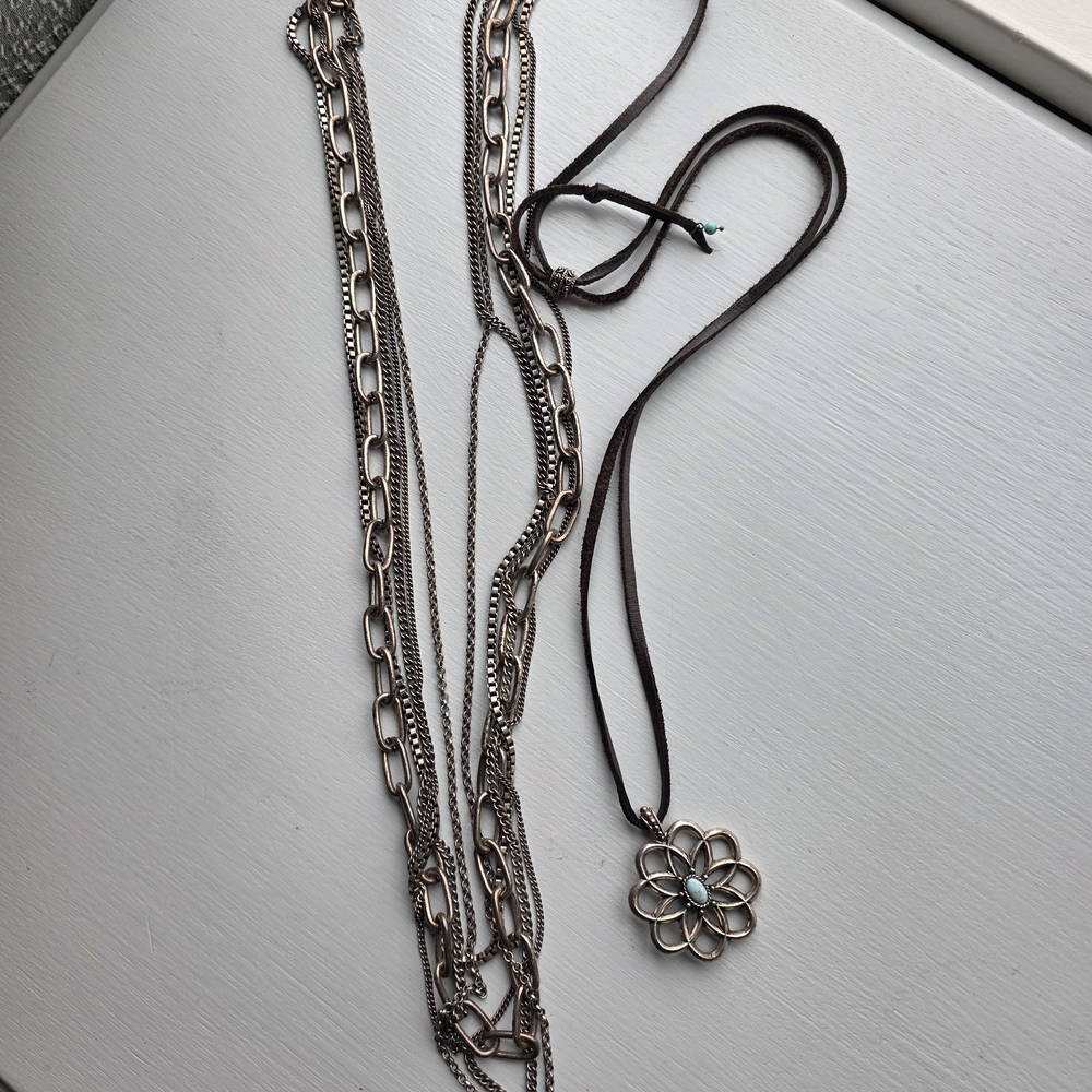 RARE Lucky Brand Boho Set: Vintage Key Layered Chain & Suede Turquoise Flower